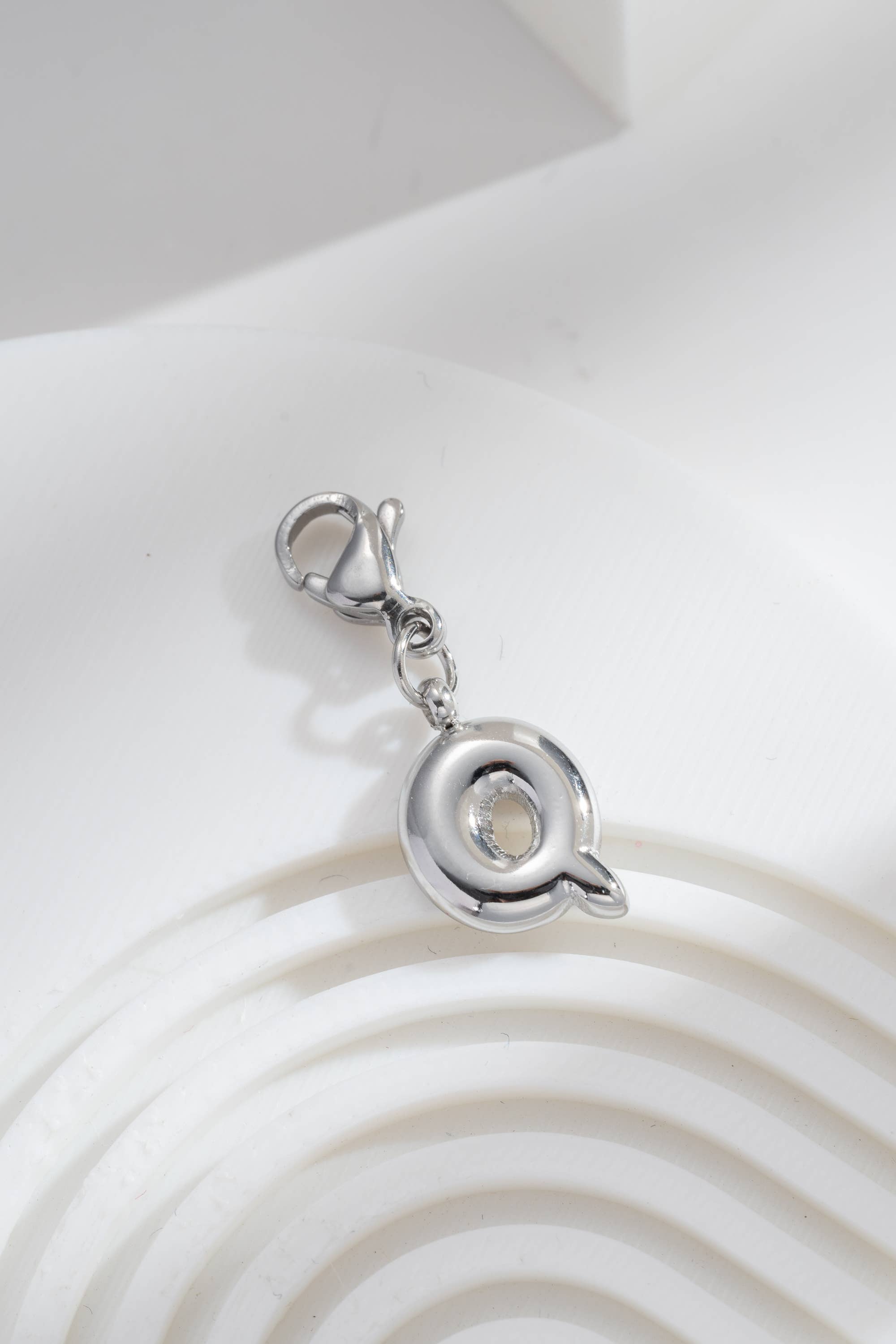 Pendentifs Charm Alphabet Acier Inoxydable argenté