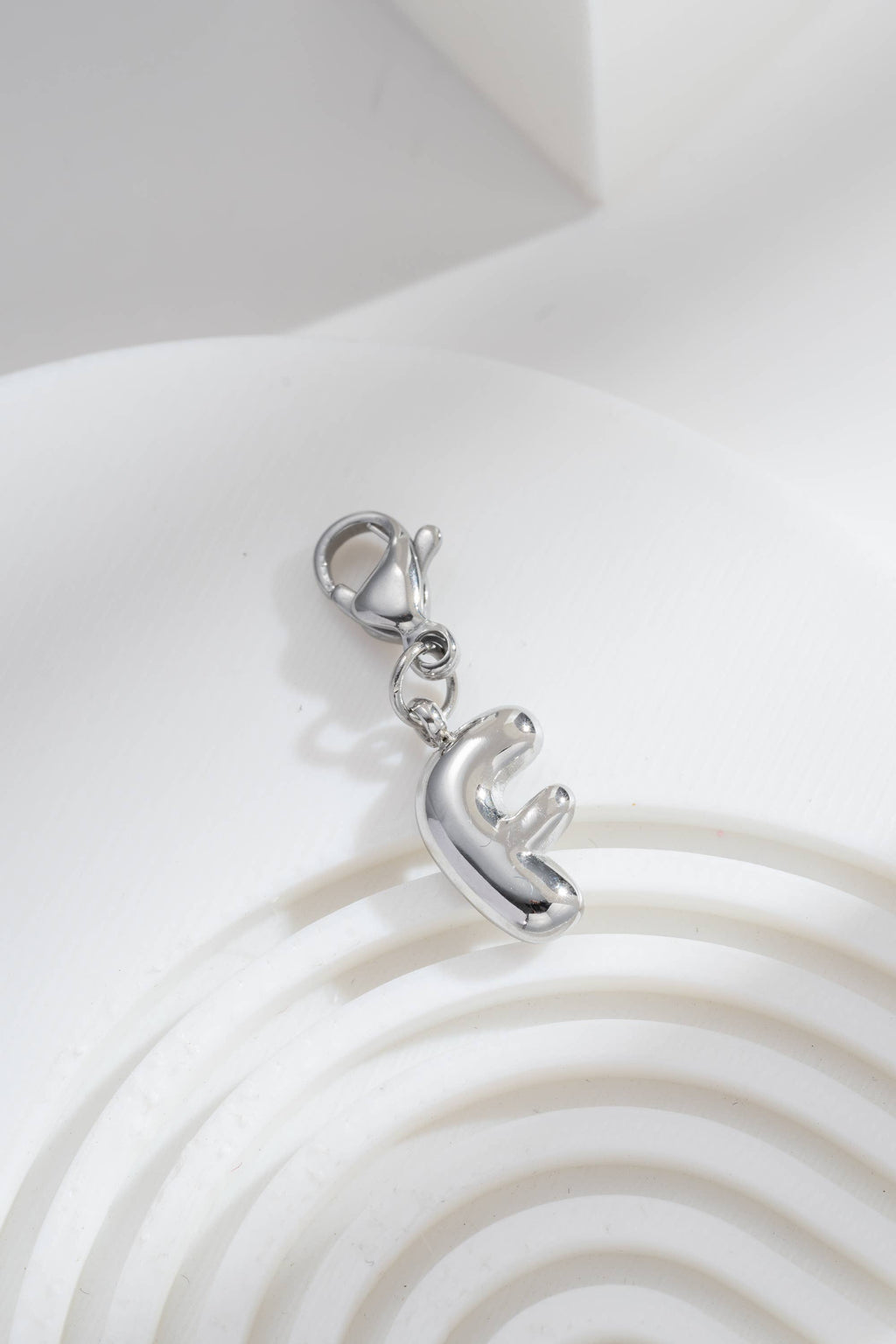Pendentifs Charm Alphabet Acier Inoxydable argenté