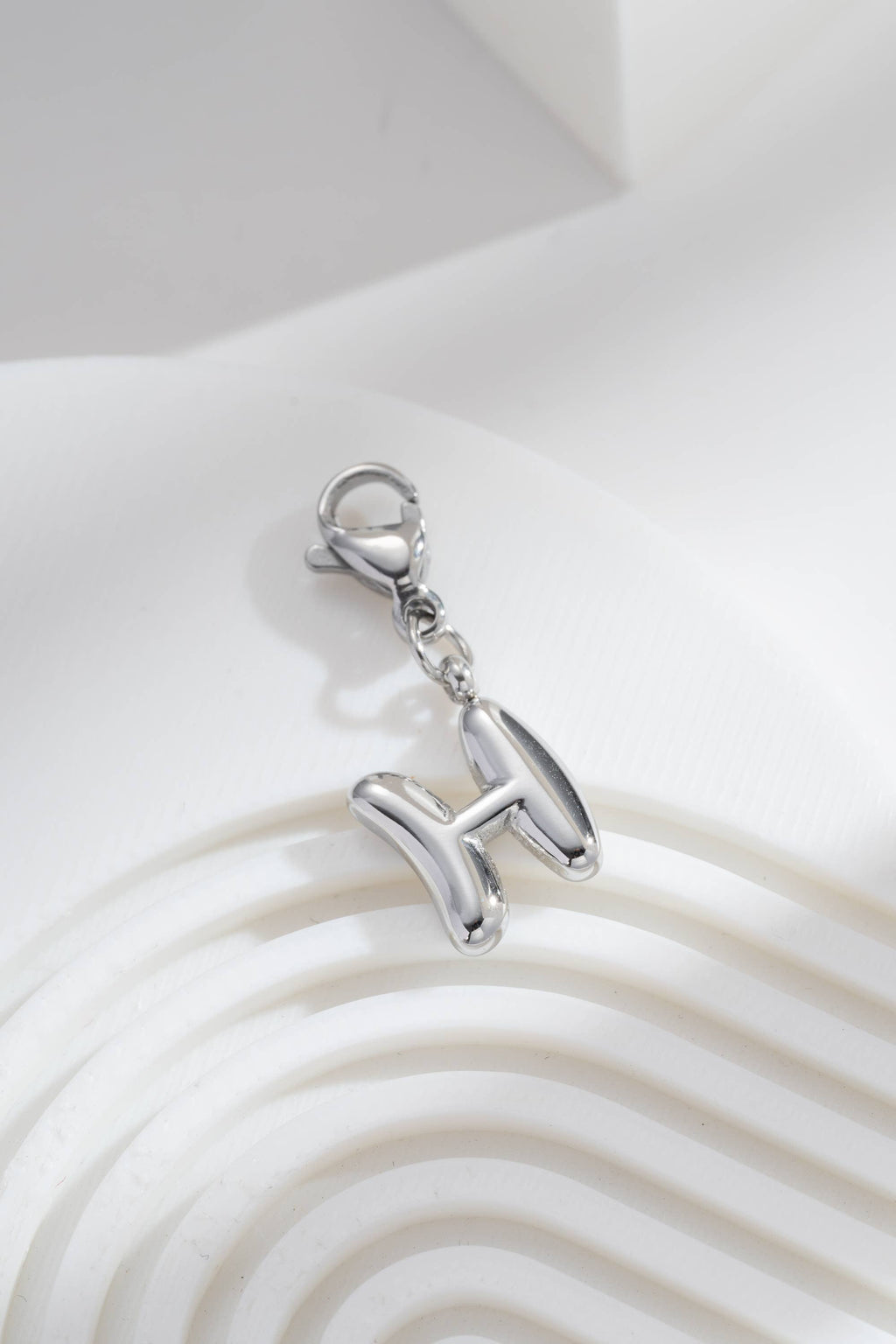 Pendentifs Charm Alphabet Acier Inoxydable argenté