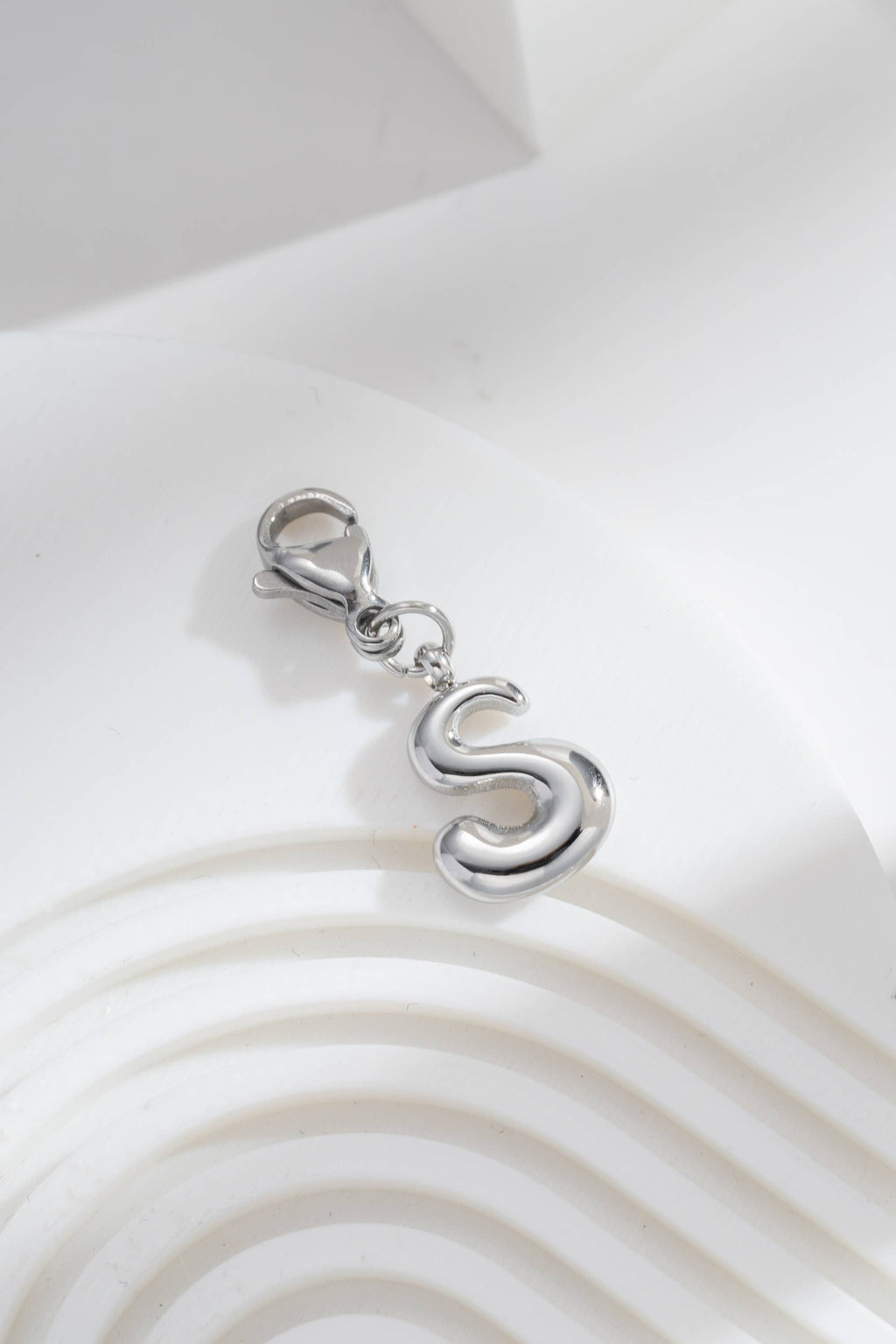 Pendentifs Charm Alphabet Acier Inoxydable argenté