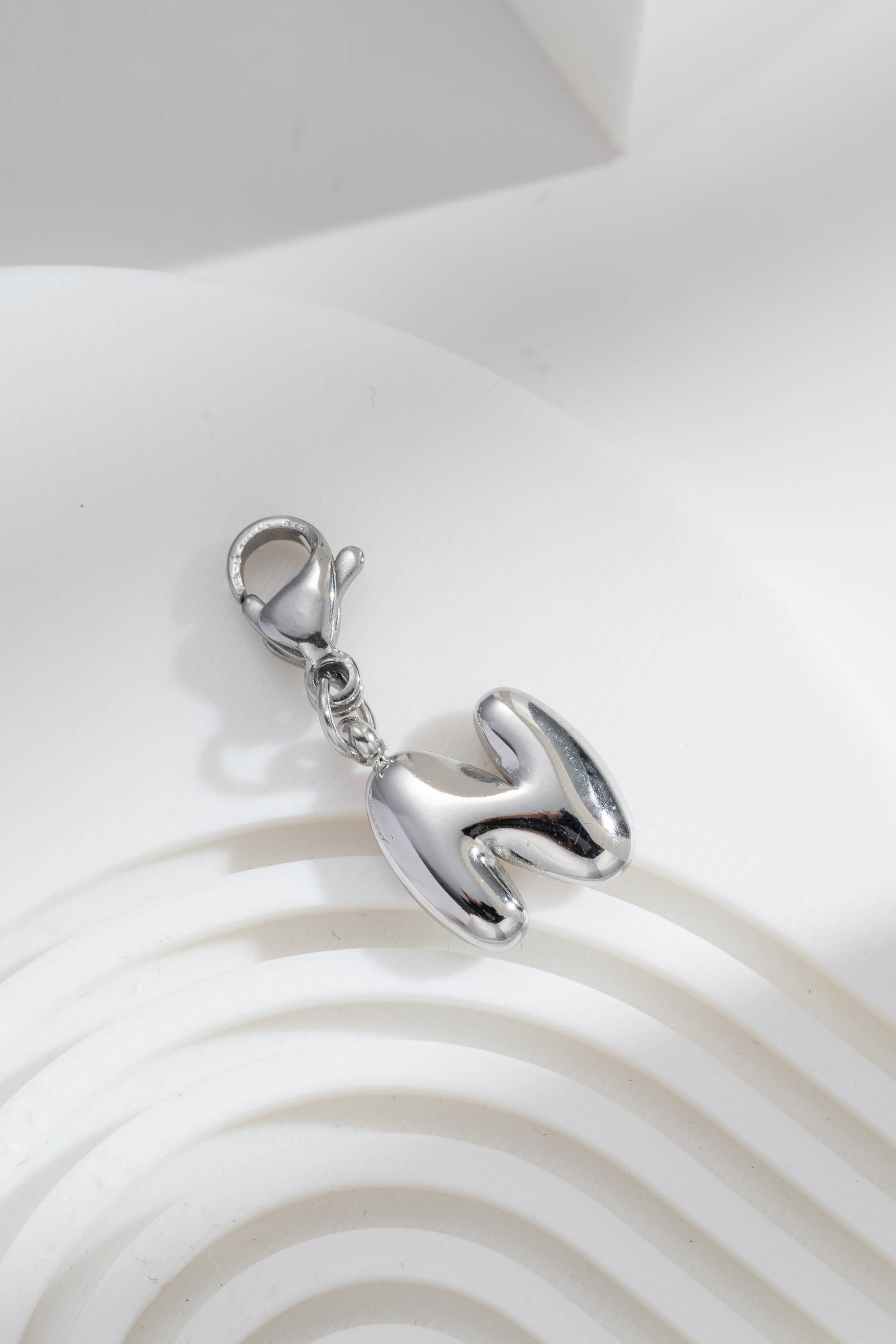 Pendentifs Charm Alphabet Acier Inoxydable argenté