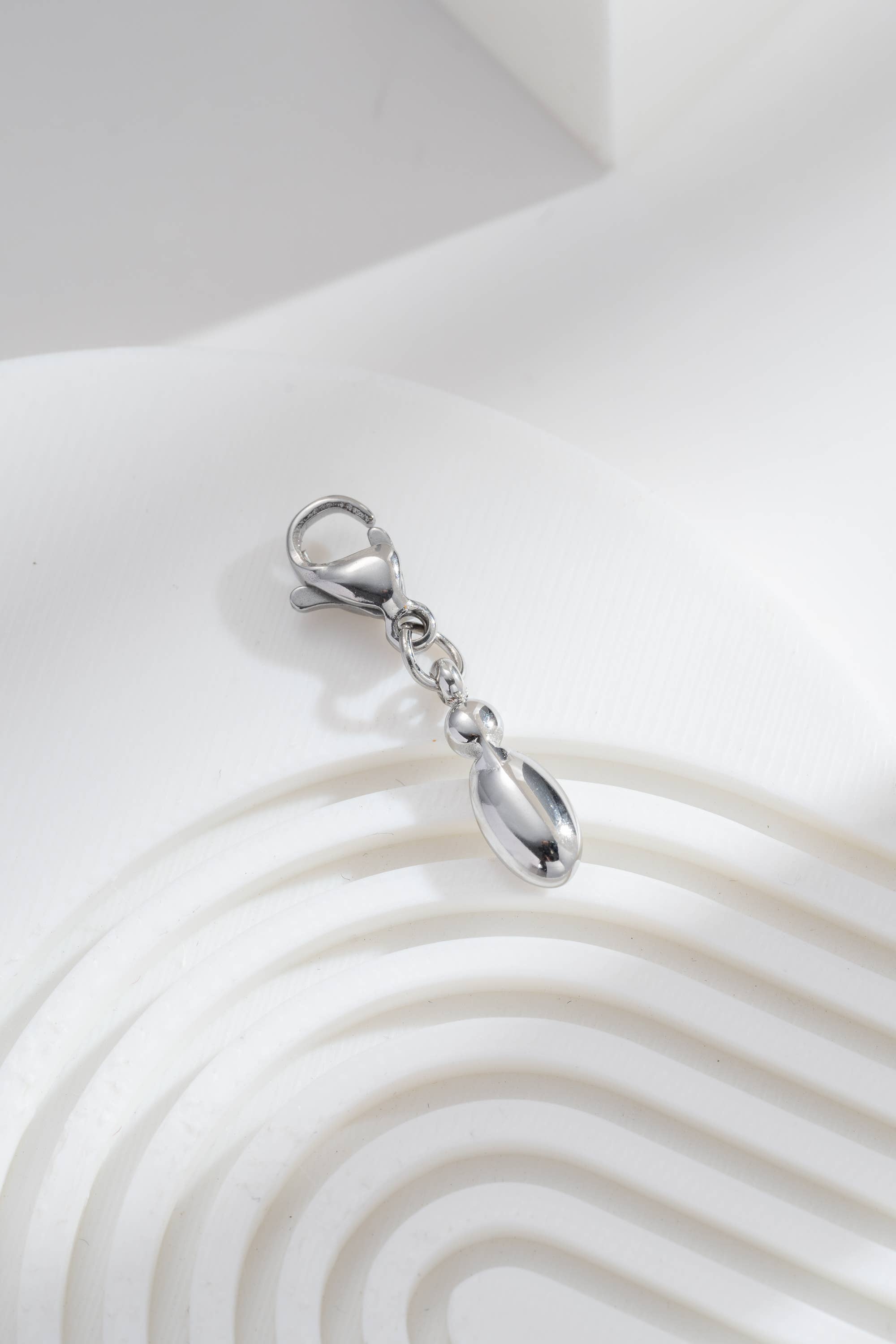 Pendentifs Charm Alphabet Acier Inoxydable argenté